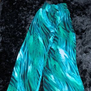 BEBE flowy wide leg pants